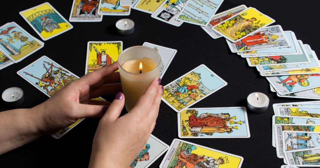 Baralho de Tarô Rider-Waite, o mais influente da história moderna